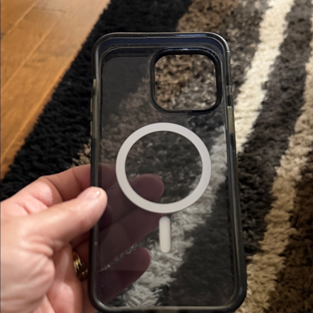 Caserify Clear Black Phone Case with MagSafe casetify  brand used 15 max pro
